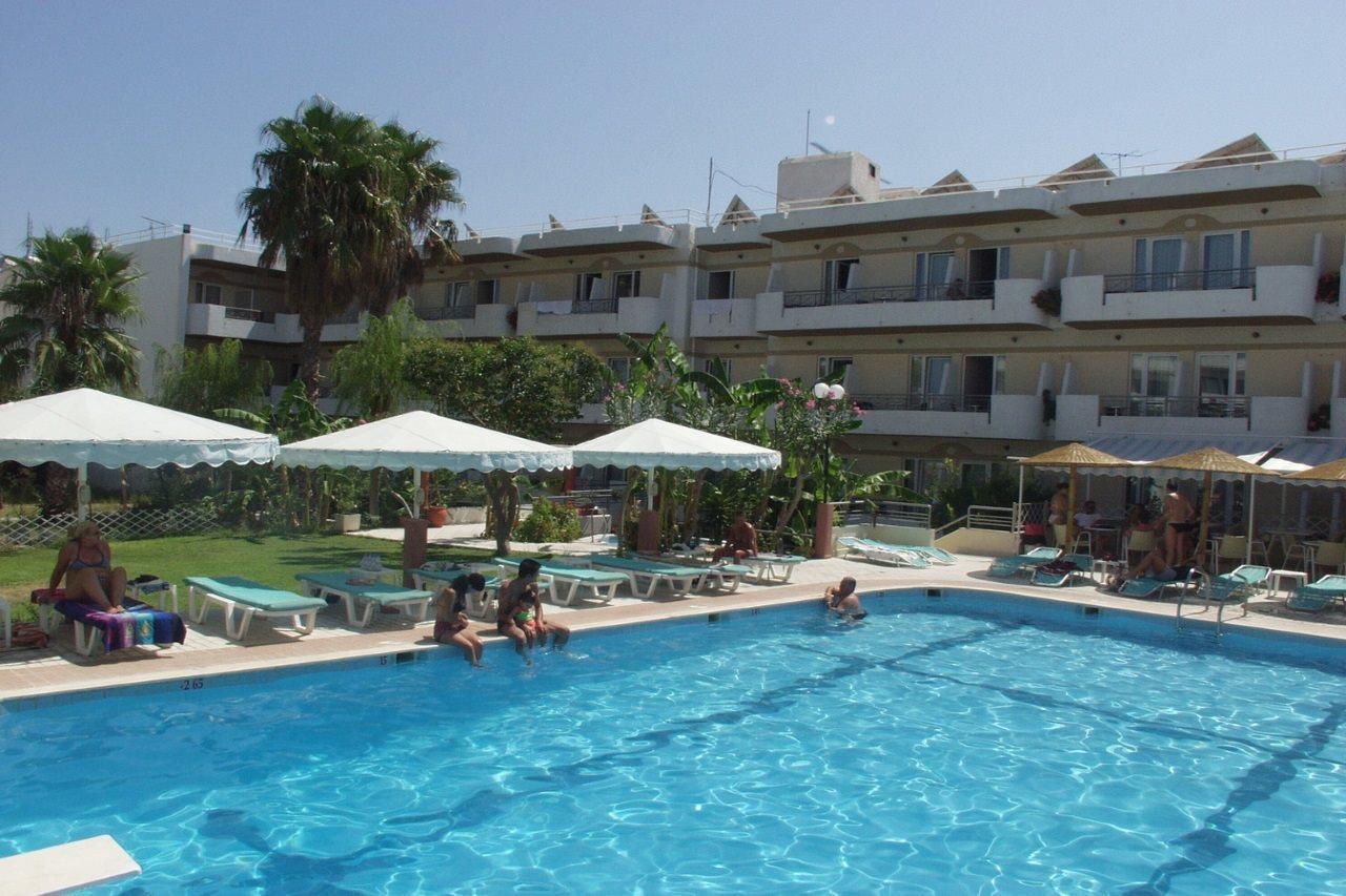 Astron Hotel